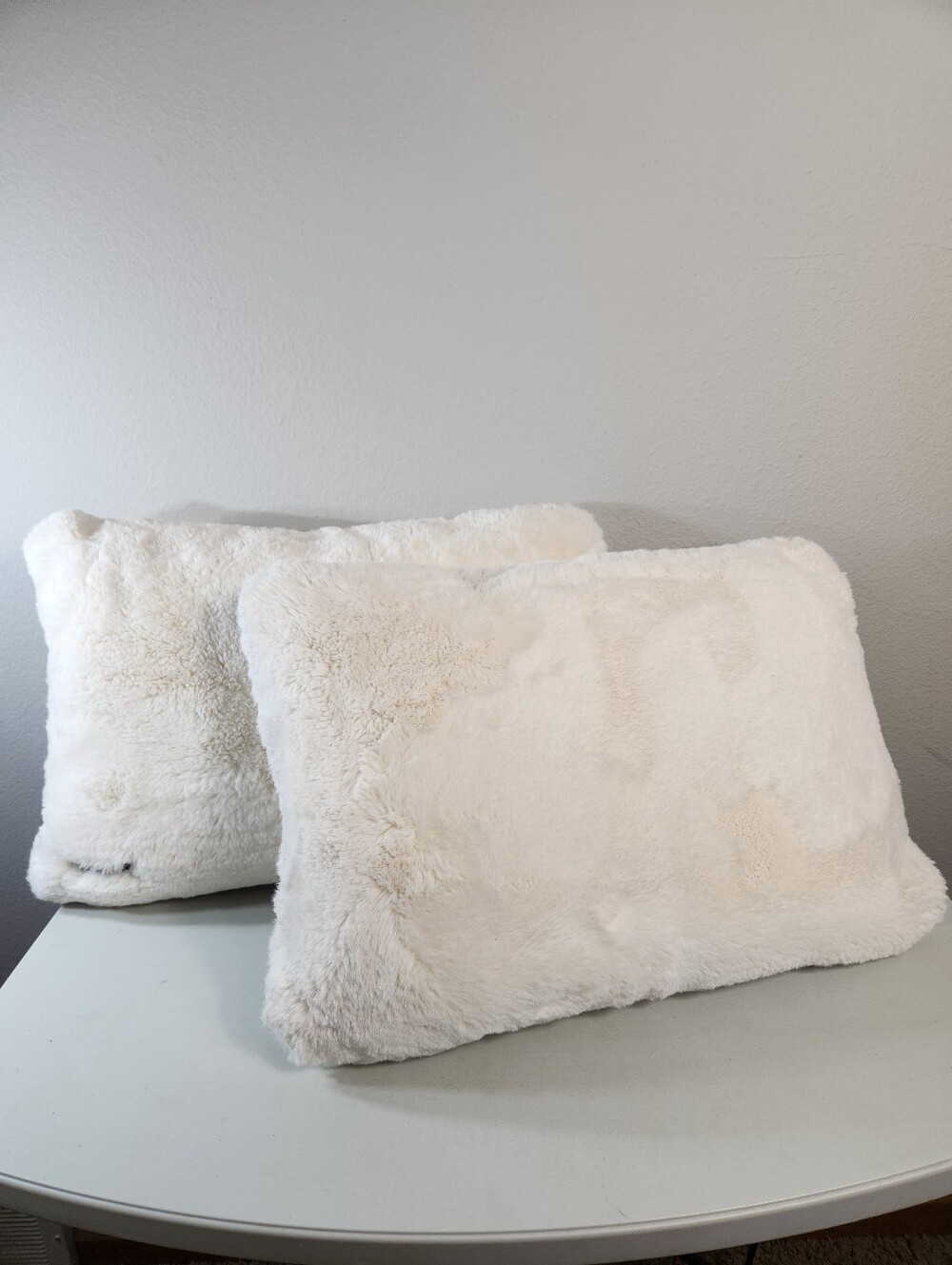Magaschoni Luxury Ivory/Cream Faux Rabbit Fur Decorative Pillows Pair w/ Feather